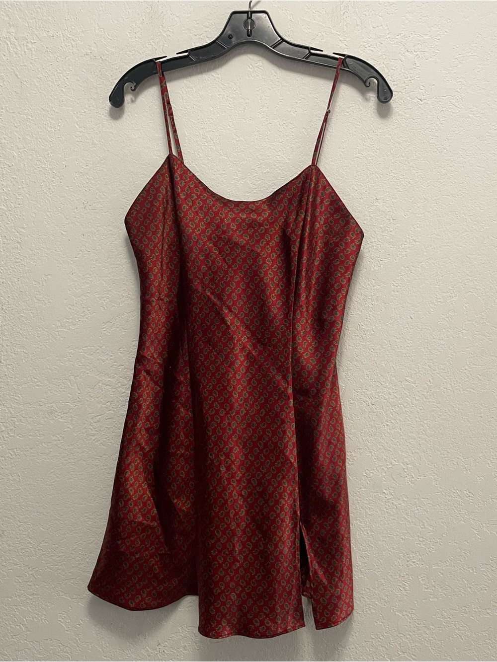 Victoria's Secret Nightie Chemise Red MultiColor Paisley Design Size M